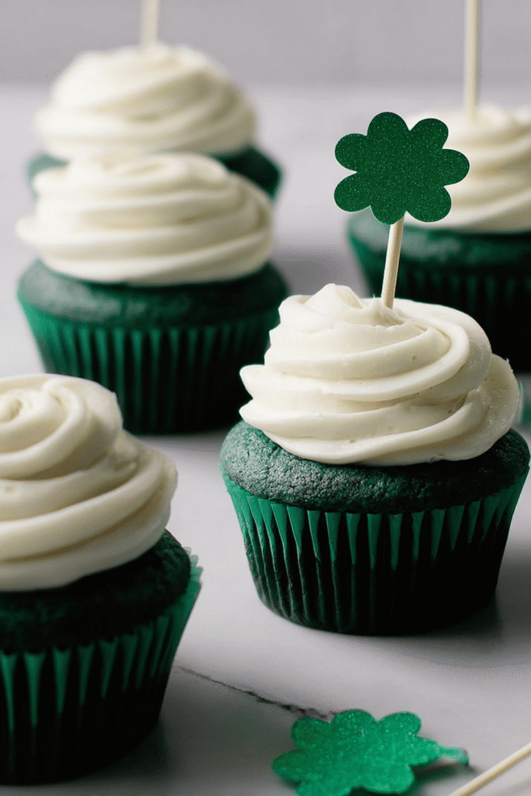 Green Velvet Cupcakes 100.Png