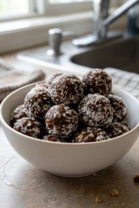 Easy Date Protein Balls 5.png